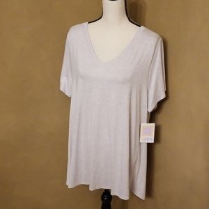 LuLaRoe Christy T in 2XL in Heathered Lilac